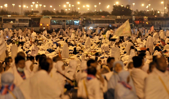 pilgrims at muzdalfa